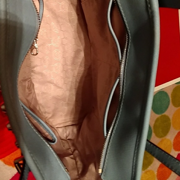 SOLD Authentic NWOT Michael Kors  bag w wallet - Picture 5 of 8